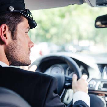 Voiture avec chauffeur 83